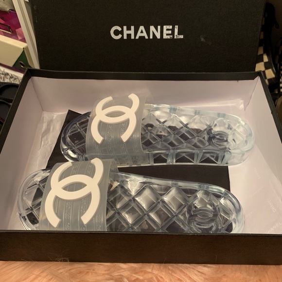 plastic chanel slides